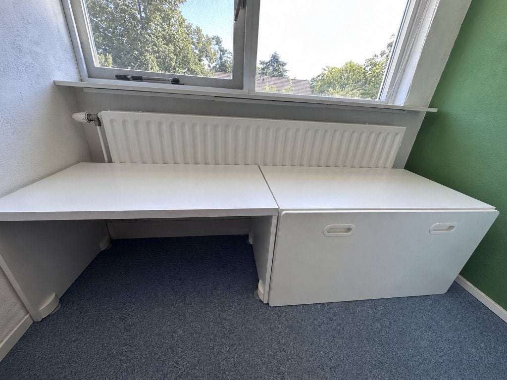 IKEA SMÅSTAD Speelgoedkist met werktafeltje/bureau, 90x52x48, Gebruikt, Kast, 75 tot 100 cm, Minder dan 50 cm