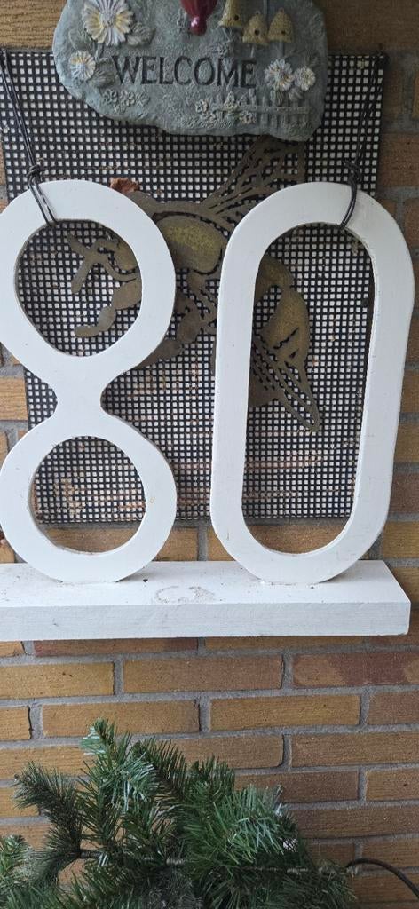 Groot huisnummer 80 - Wit, decoratief en opvallend, Huis en Inrichting, Woonaccessoires | Overige, Gebruikt, Overige materialen