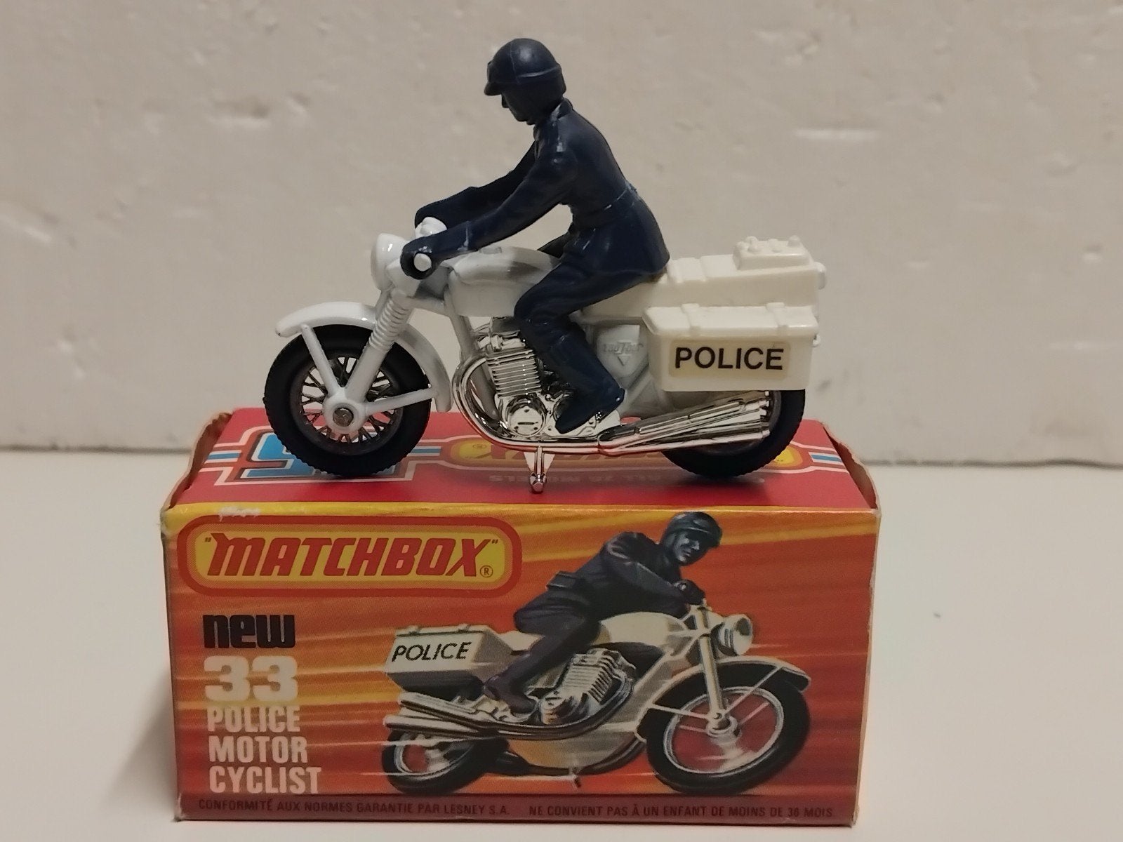 Matchbox #33 Police Motor Cyclist Honda Politie 3INCH, Ophalen of Verzenden, Zo goed als nieuw, Overige typen, Matchbox