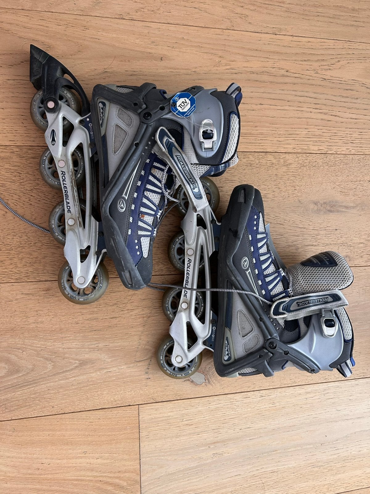 Rollerblade inline skates maat 44,5 met bescherming maat L, Sport en Fitness, Ophalen of Verzenden, Gebruikt, Inline skates 4 wielen
