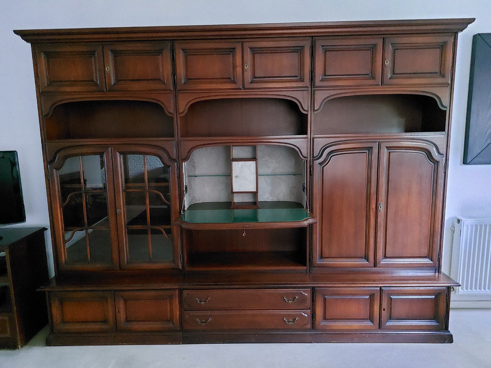 Klassieke kersenhouten wandmeubel, Ophalen, 250 tot 300 cm, Gebruikt, Met deur(en)
