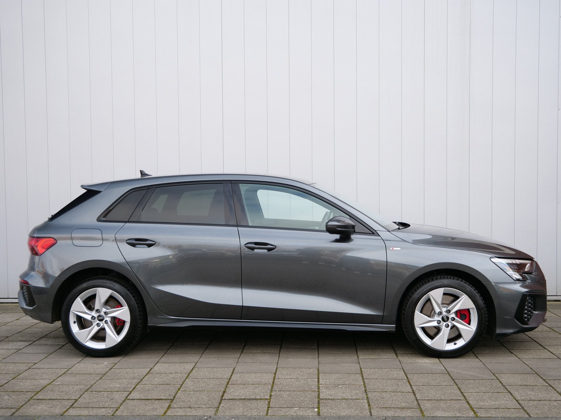 Audi A3 Sportback 45 TFSI e S edition Competition 204 Pk Aut, Stof, Gebruikt, 4 cilinders, Plug-in hybride