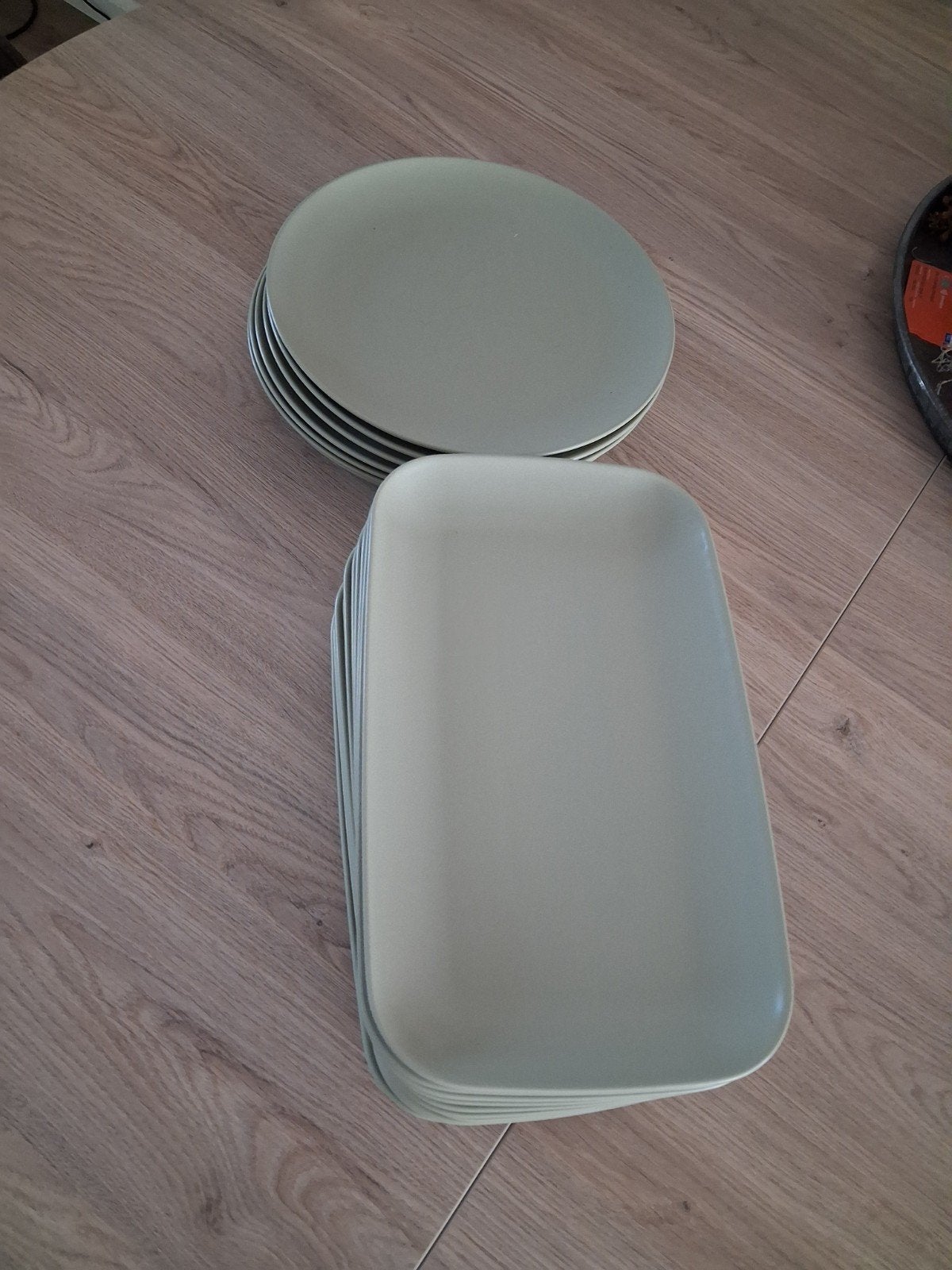 IKEA borden set van 7 en12 stuks, Keramiek, IKEA, Ophalen of Verzenden, Zo goed als nieuw
