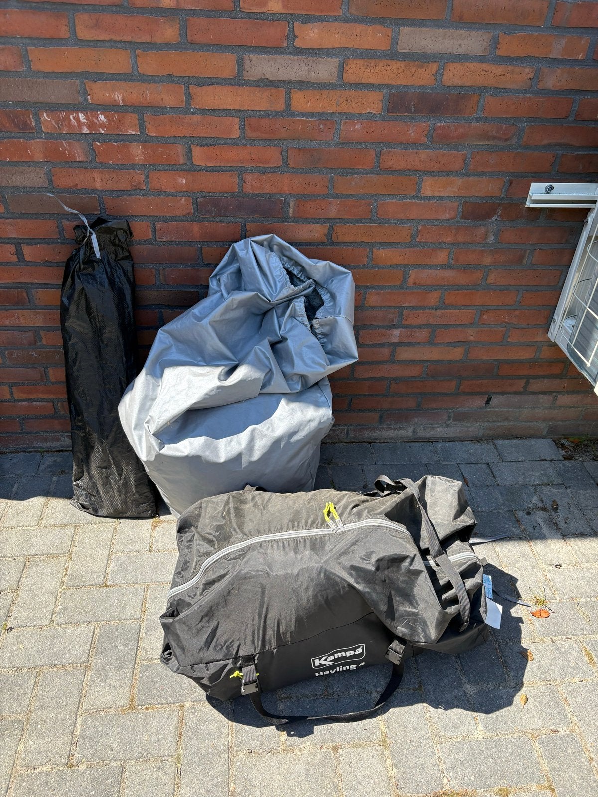 Kampa Hayling 4 uit 2022 - Zo goed als nieuw, Ophalen, Tot en met 4