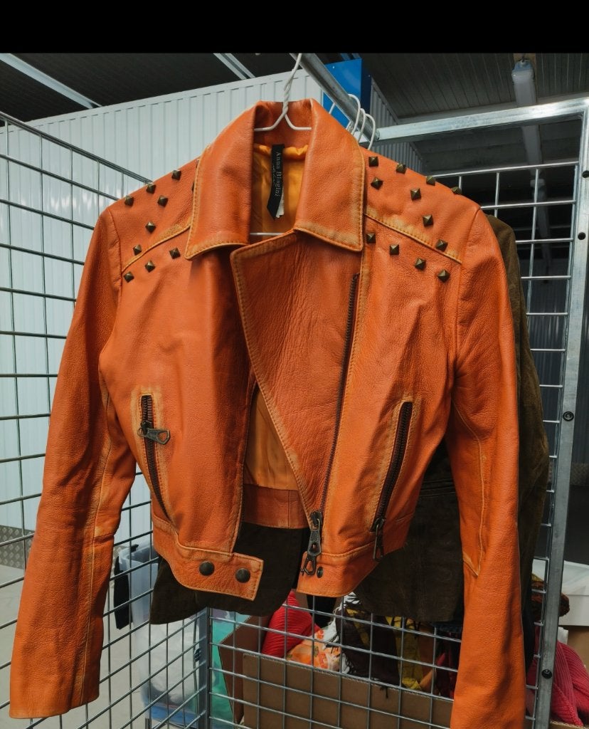 Leren jacket maat S, gekocht in Marbella, zo goed als nieuw, Kleding | Dames, Jasjes, Kostuums en Pakken, Oranje, Ophalen of Verzenden