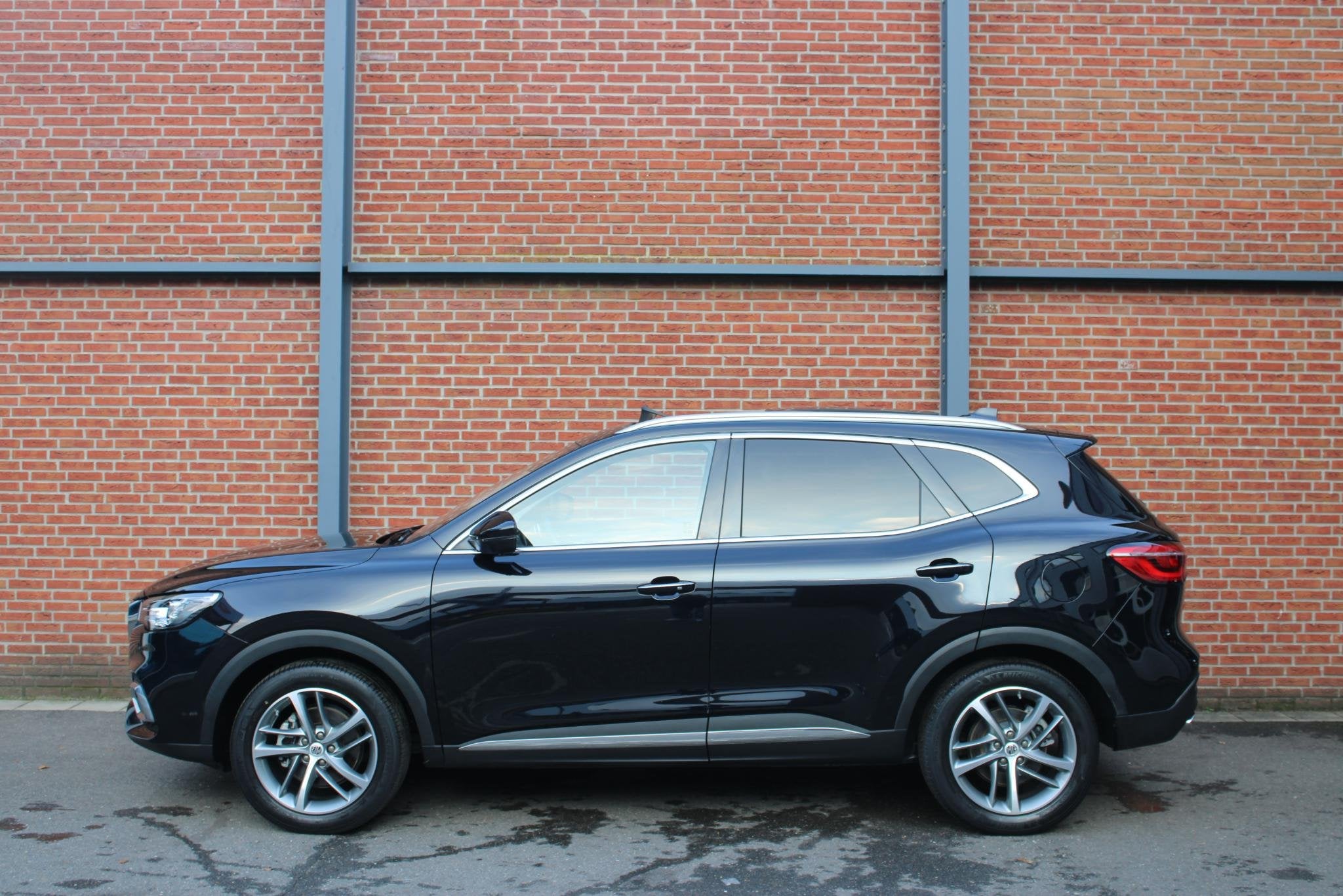 MG EHS 1.5 TGDI Luxury | Panorama dak | Cruise Control adap., Auto's, Gebruikt, 258 pk, Zwart, Bedrijf