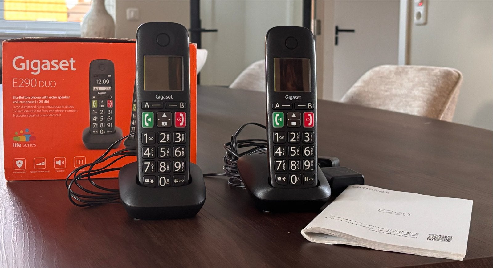 Gigaset E290 DUO - Draadloze telefoons met grote toetsen, Telecommunicatie, Ophalen of Verzenden, Zo goed als nieuw, 2 handsets