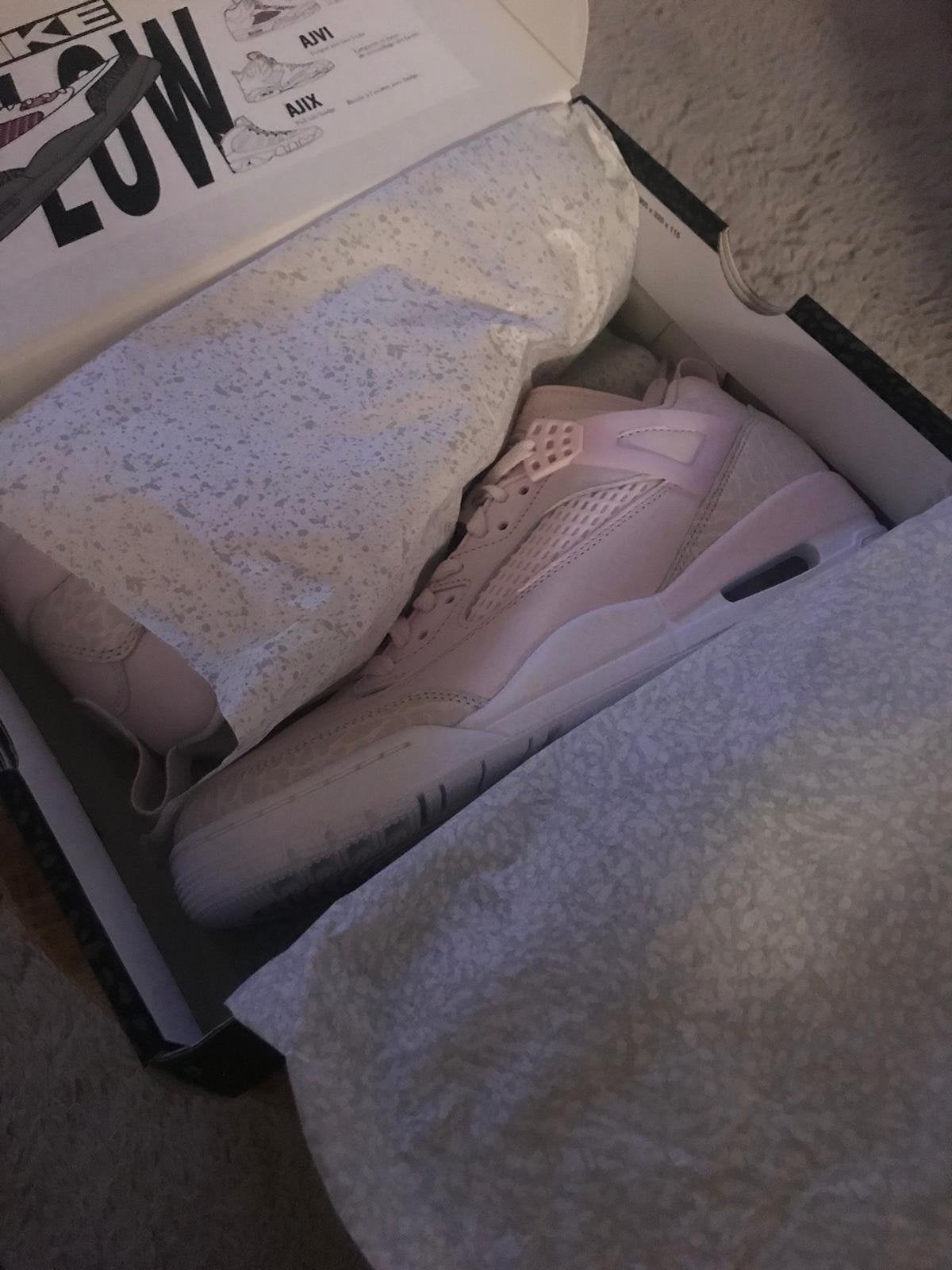 Jordan Spizike Low Pearl Pink Nieuw!, Ophalen of Verzenden, Zo goed als nieuw, Roze, Sneakers of Gympen