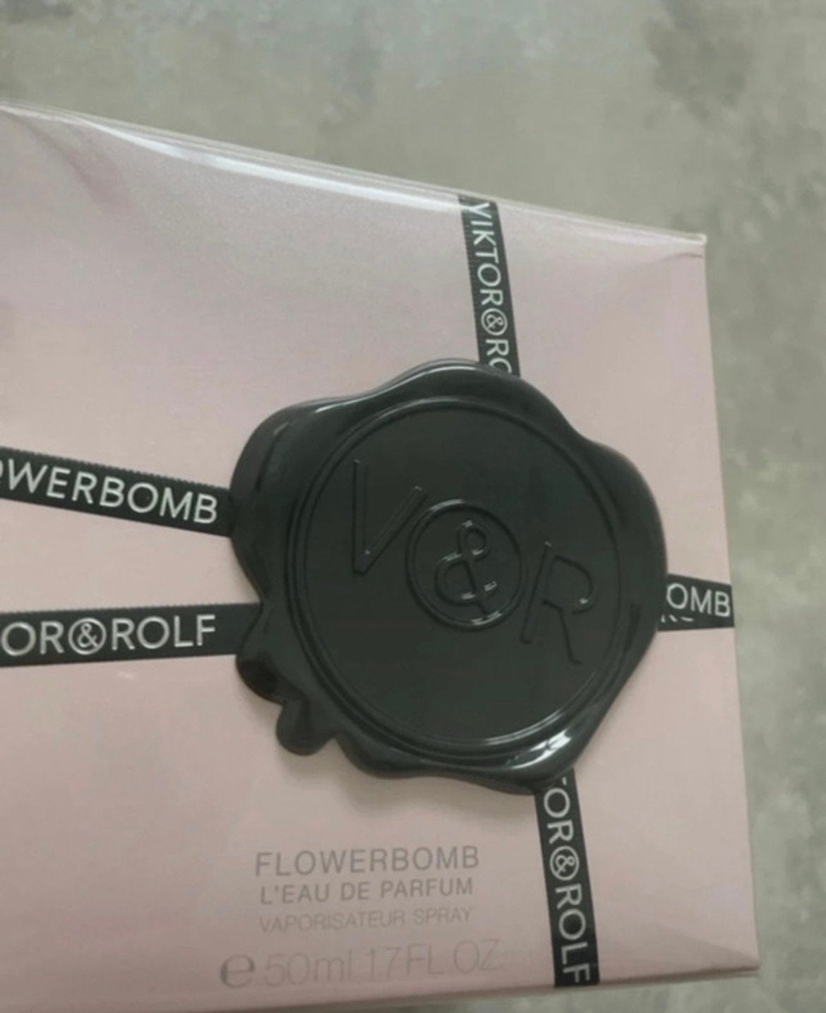 Victor & Rolf flowerbomb 50ml eau de parfum nieuw &origineel, Ophalen of Verzenden, Nieuw