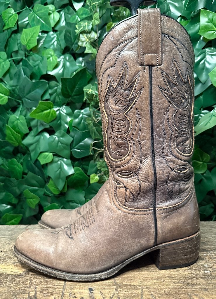 bijna Nieuwe mooie laarzen van sendra maat 40