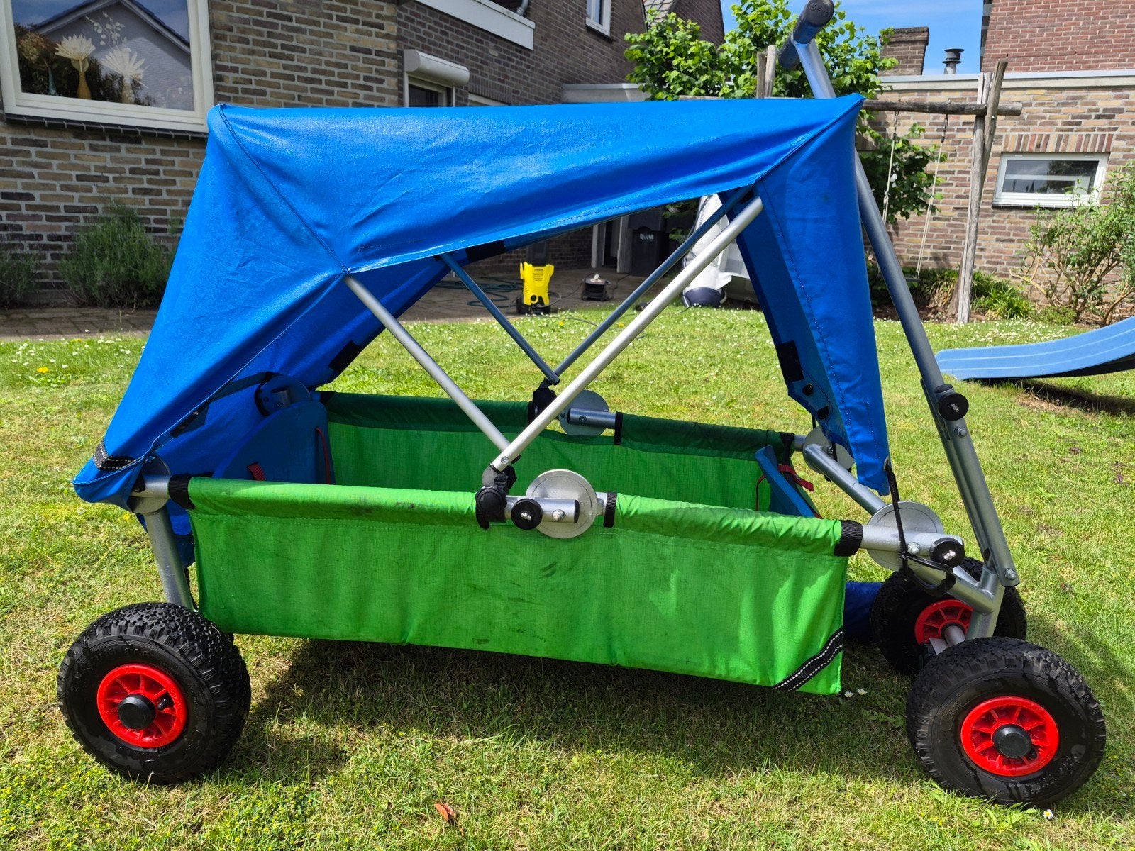 UlfBo Opvouwbare bolderkar incl. zonnekap en regenzijltjes, Ophalen, Opvouwbaar, Gebruikt