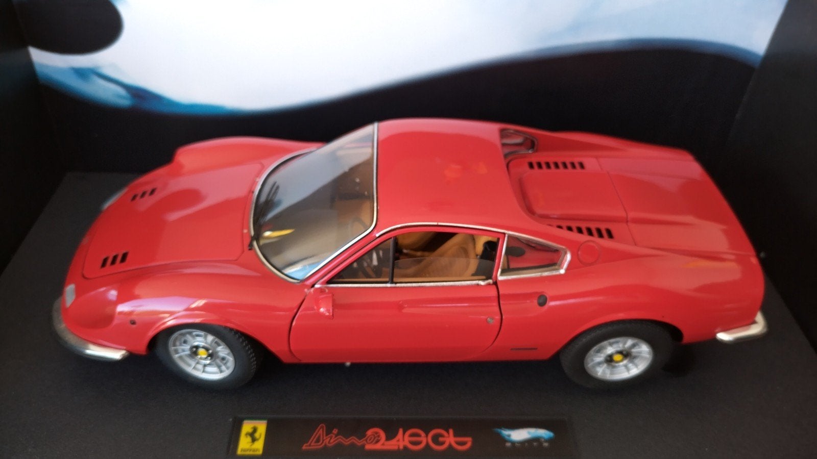 Ferrari 246 GT Dino 1:18 Hotwheels Elite Pol, Hobby en Vrije tijd, Modelauto's | 1:18, Overige merken, Auto, Verzenden, .