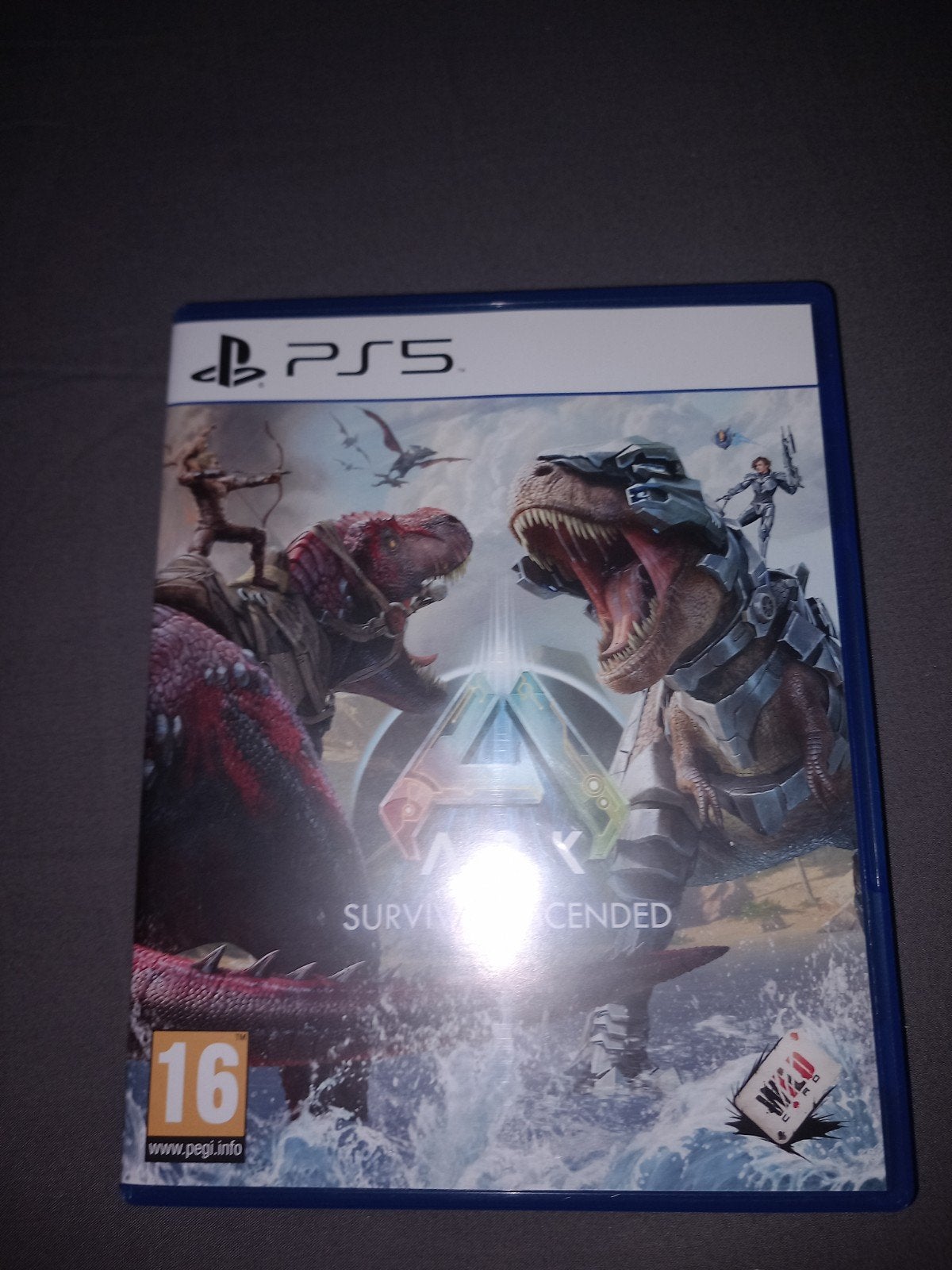 ARK: Survival Ascended PS5 - Nieuwstaat, 2 spelers, Zo goed als nieuw, Eén computer, Vanaf 16 jaar