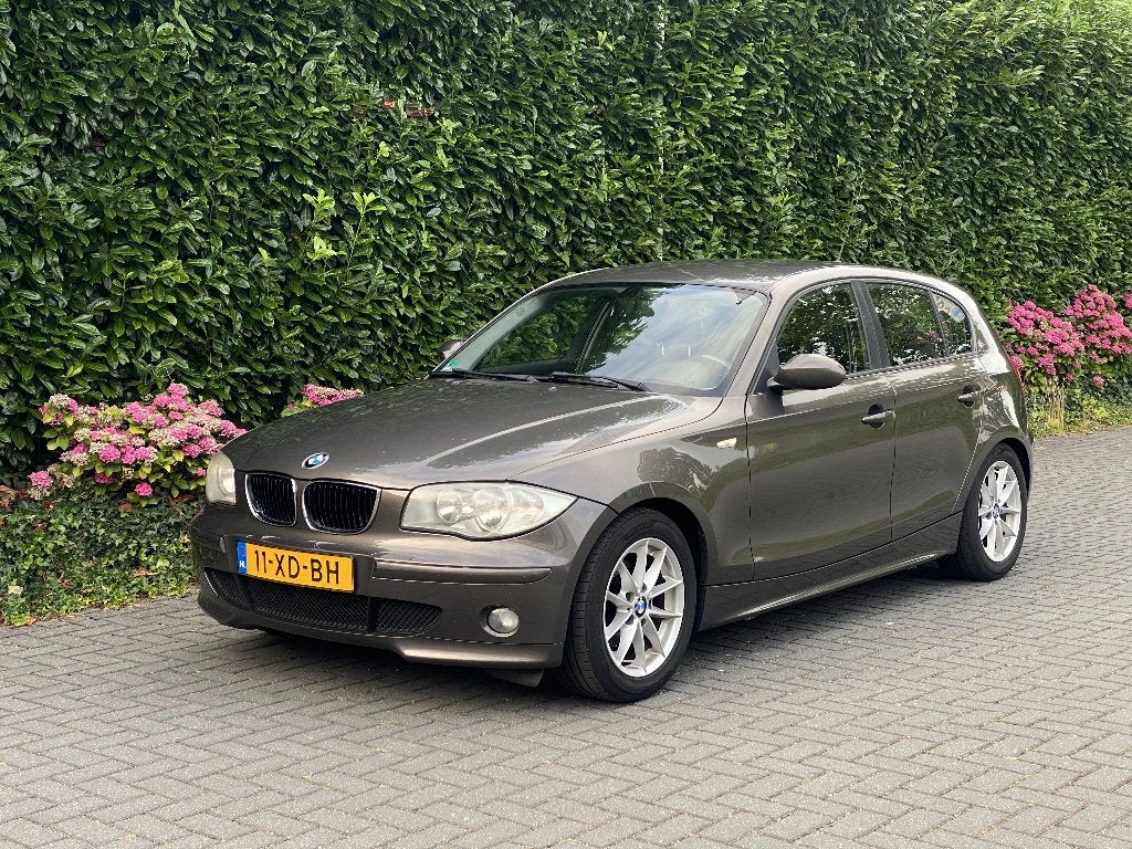 BMW 1-Serie 116I 2007 Metall | Sportstoelen | Cruise control, Auto's, Zwart, Bruin, Origineel Nederlands, Handgeschakeld