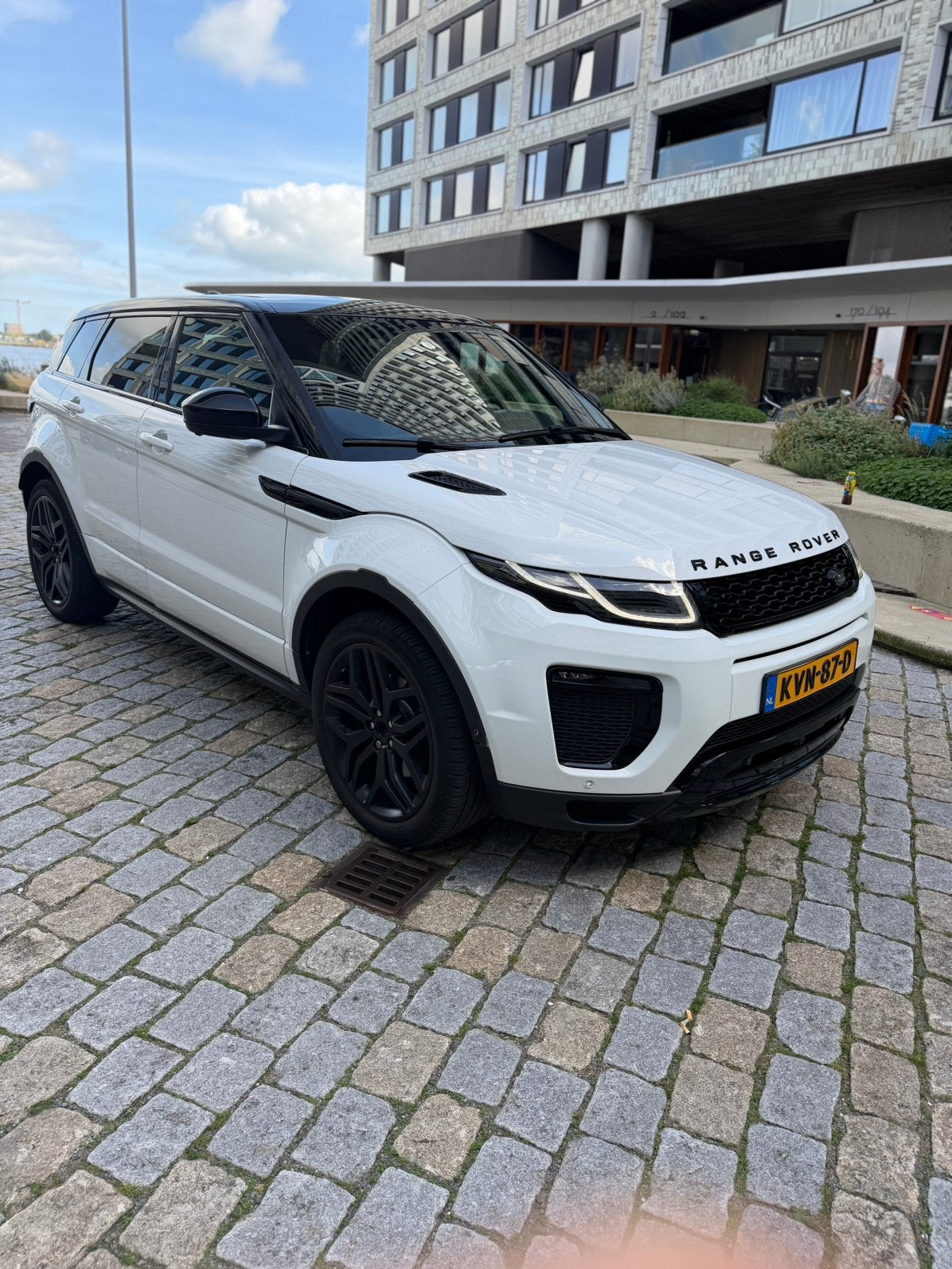 Land Rover Range Rover Evoque 2.0 SI4 4WD AUT 2016 Wit, 1800 kg, Wit, Vierwielaandrijving, Particulier