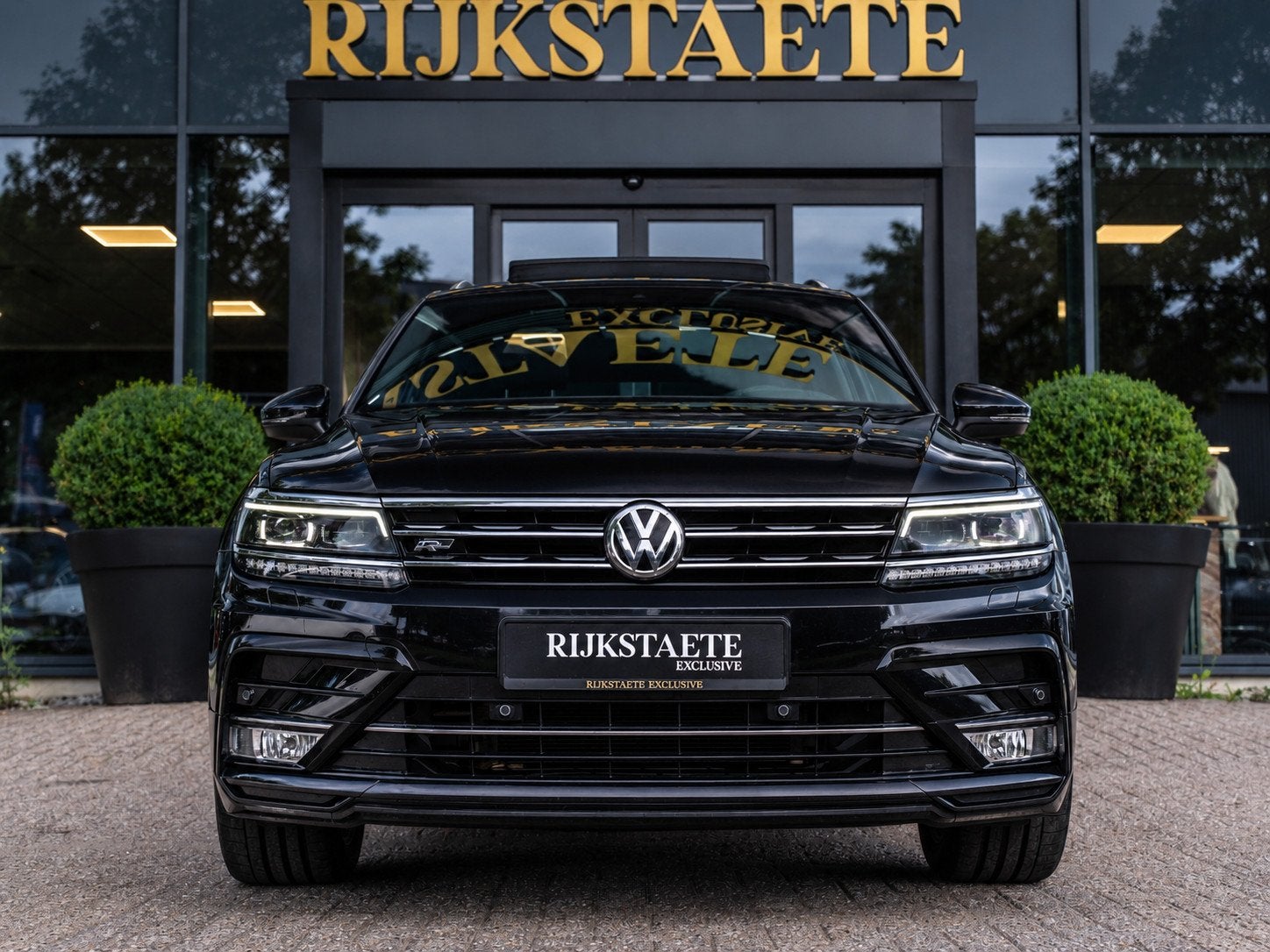 Volkswagen Tiguan 2.0 TSI 4Motion Highline|PANO|CRUISE|APP., Auto's, Automaat, Dealer onderhouden, Gebruikt, 4 cilinders