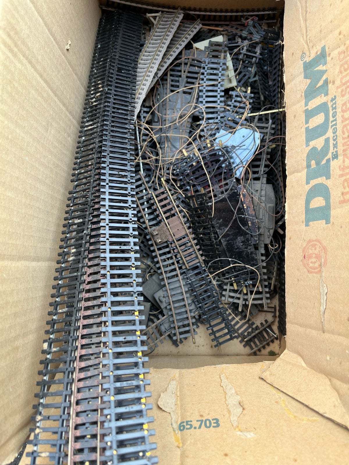 Zoldervondst: Fleischmann treinen, rails, huisjes, trafo's, Ophalen, Gelijkstroom, Fleischmann, V