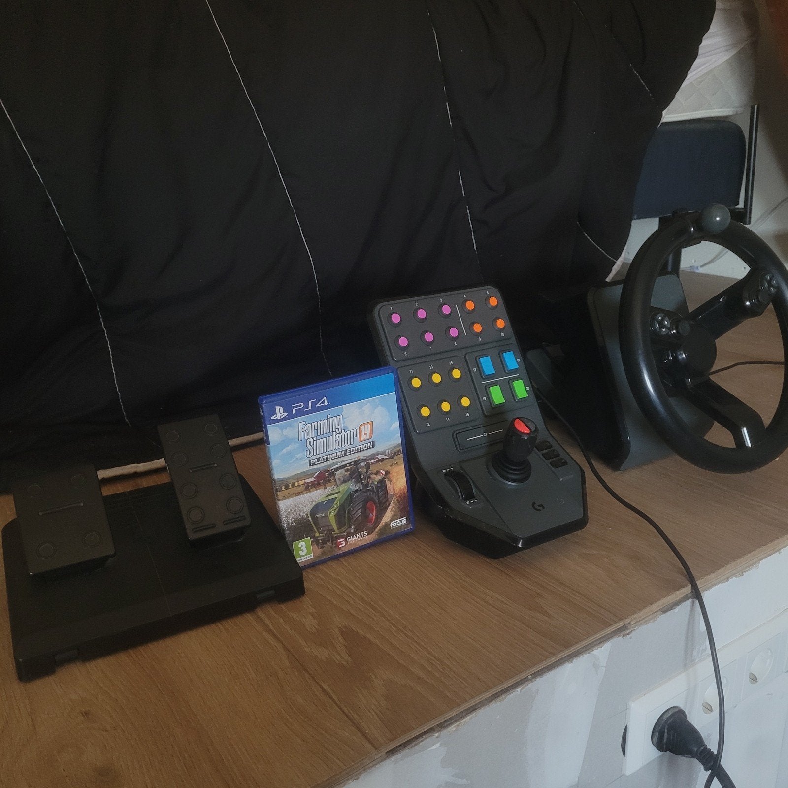 Ps4 stuur, Spelcomputers en Games, Spelcomputers | Xbox Original, Ophalen, Zo goed als nieuw, Met 1 controller