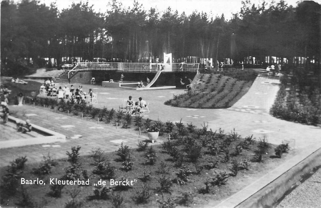 388-445-021 Baarlo Kleuterbad de Berckt, Verzenden, Voor 1920, Limburg