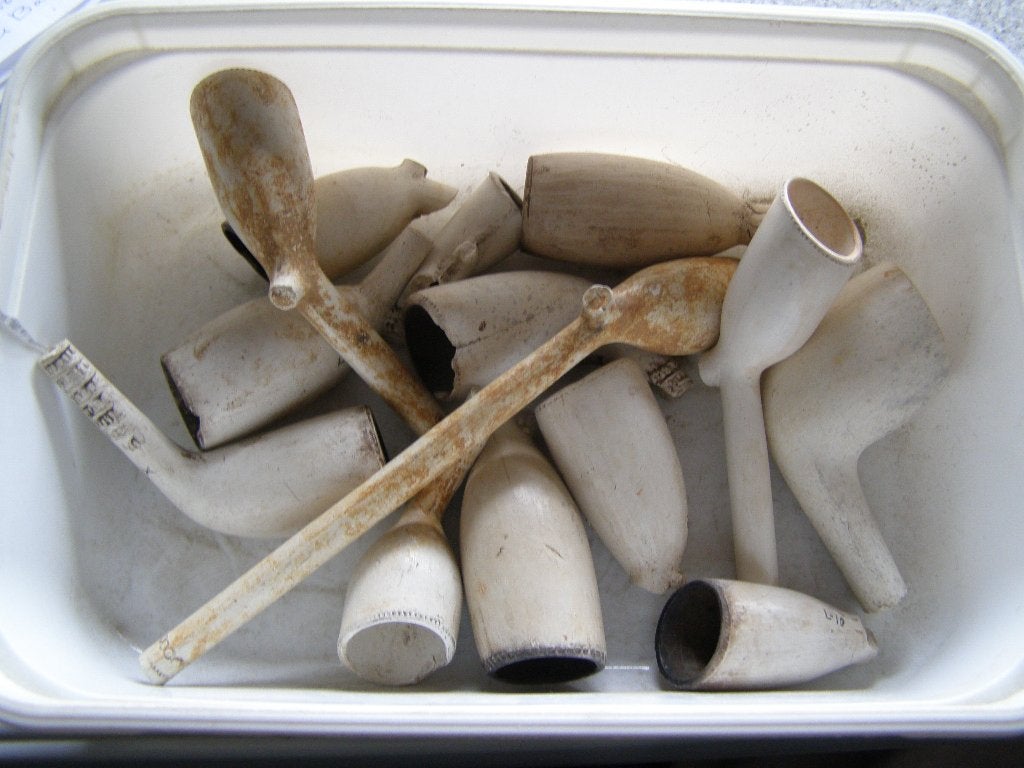 15 Pijpen koppen, Ophalen of Verzenden