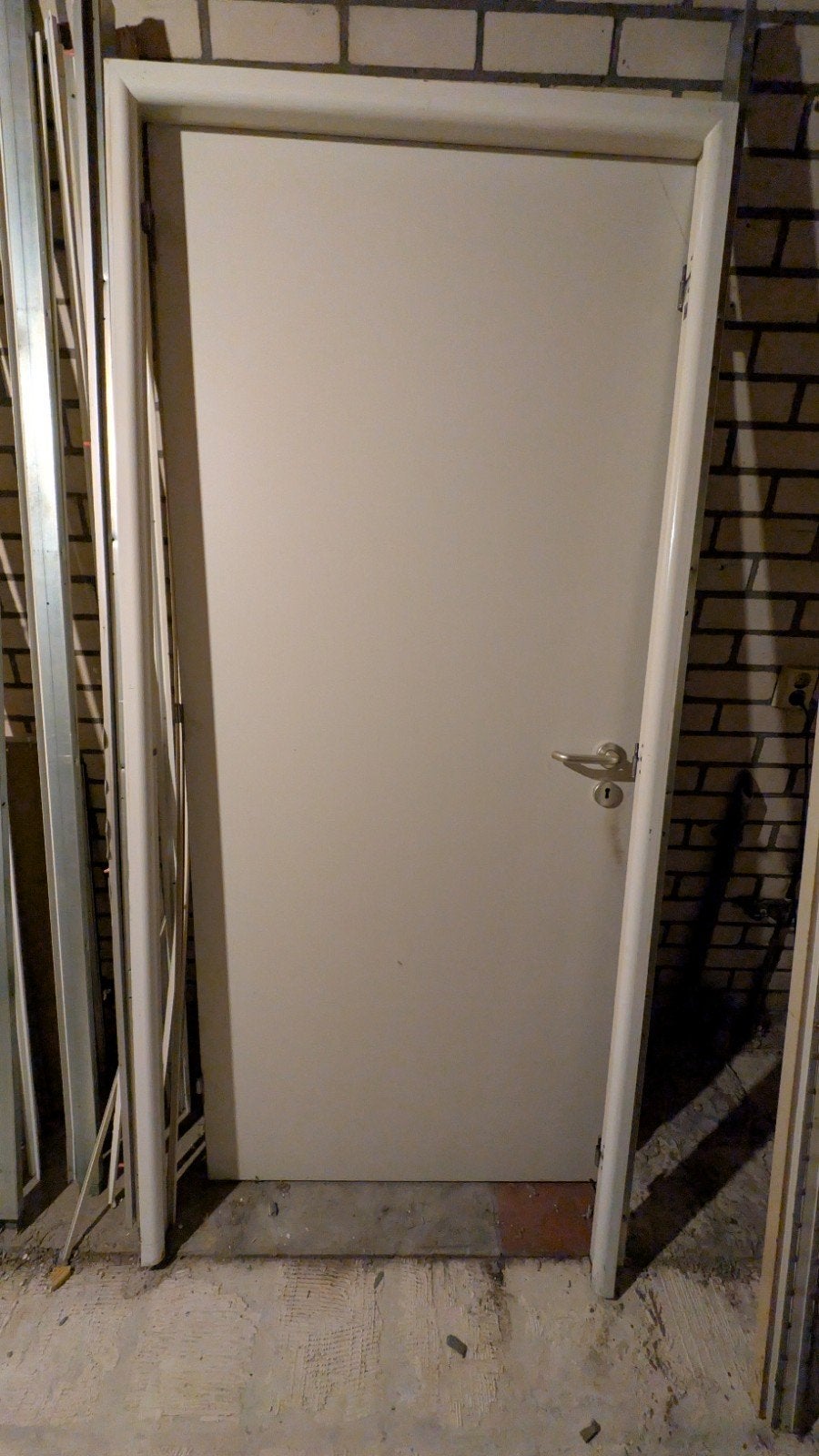 Massieve houten deur (211x92,5 cm) met aluminium kozijn, Ophalen, Gebruikt, 80 tot 100 cm, Binnendeur