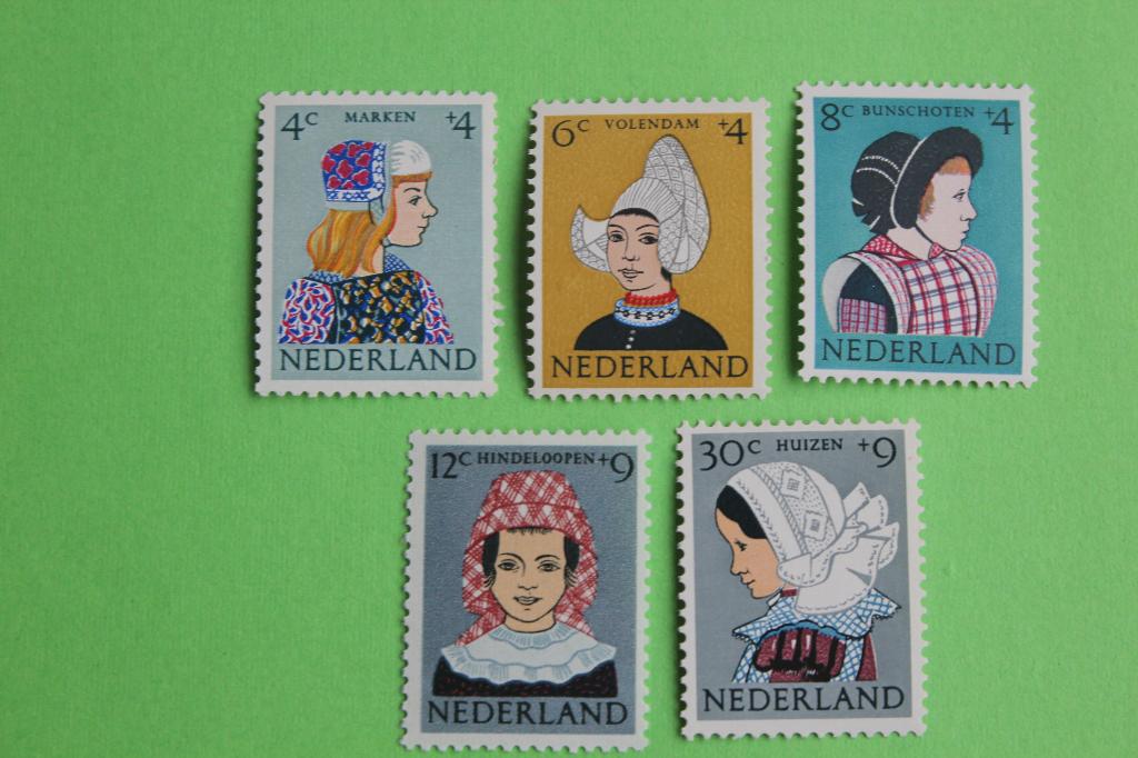 747-751 Kinderzegels 1960 Postfris, Ophalen of Verzenden, Na 1940, Postfris
