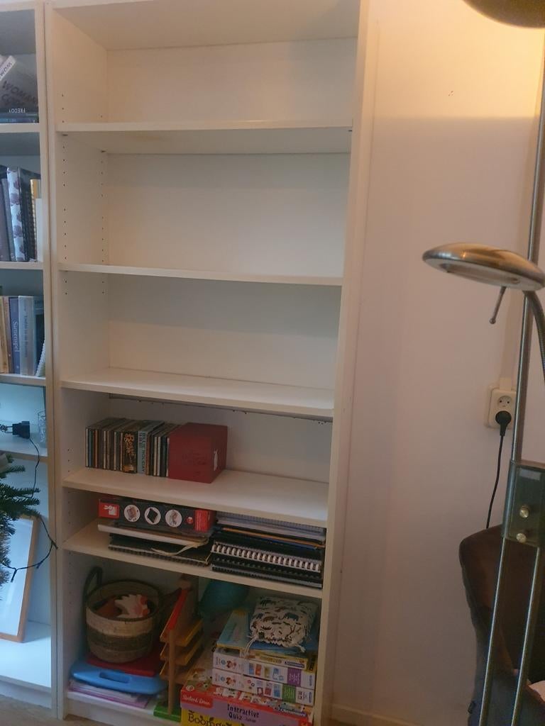 Billy boekenkast, Met plank(en), Gebruikt, 200 cm of meer, 25 tot 50 cm