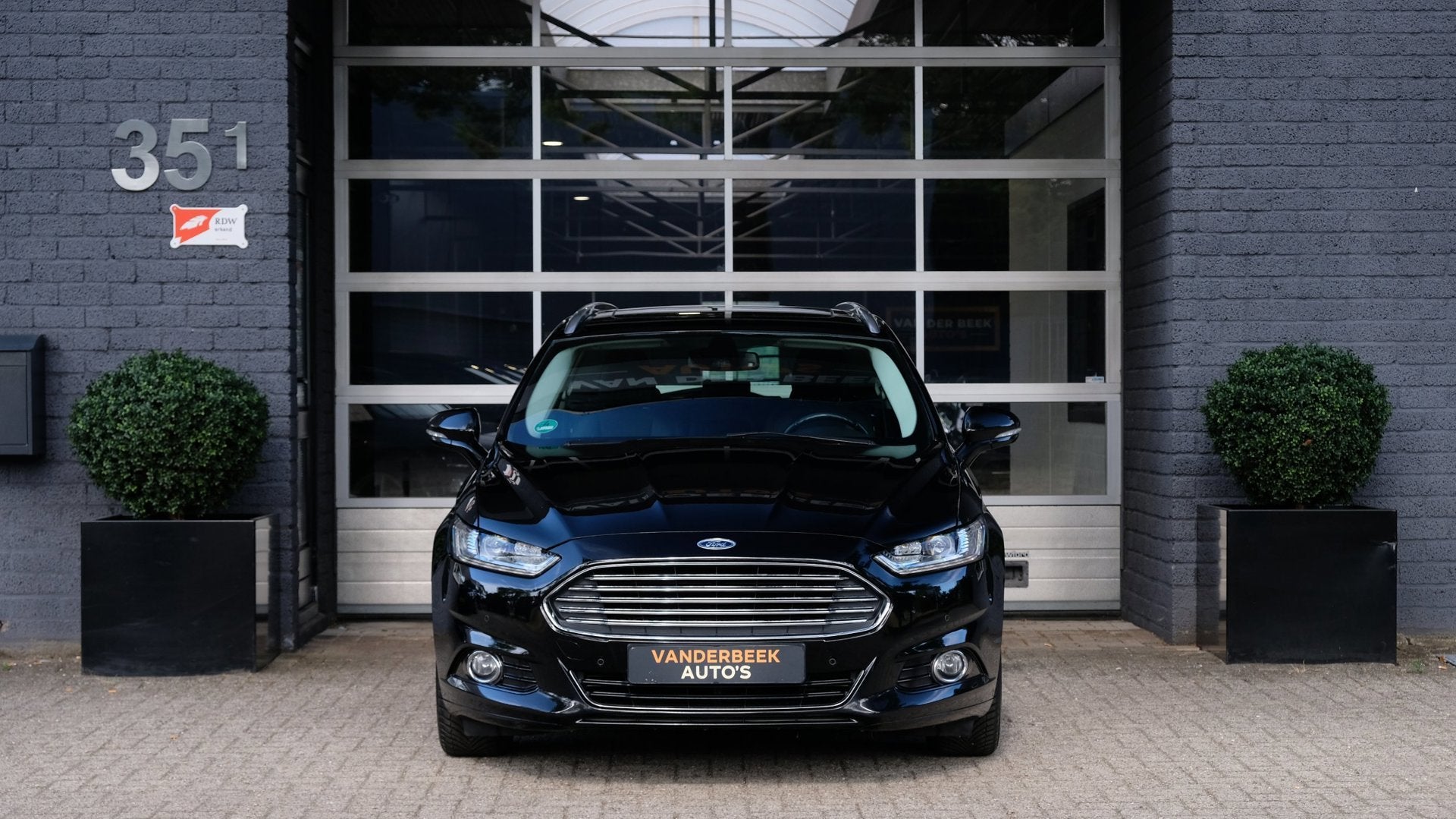 Ford Mondeo Wagon 2.0 Titanium 240PK Carplay | Cruise | Pano, Auto's, 4 cilinders, Mondeo, Leder en Stof, Zwart