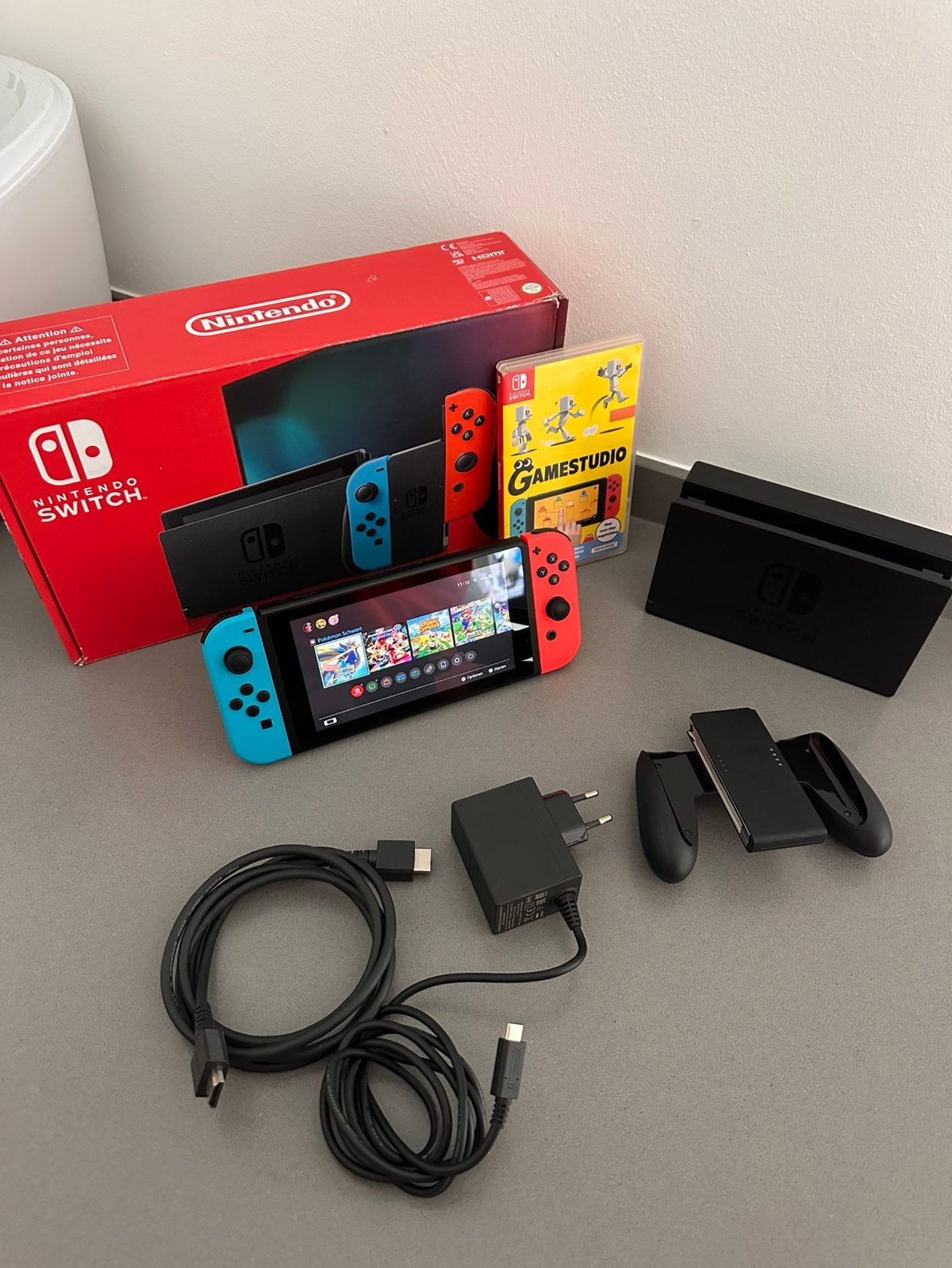 Nintendo Switch 1 Ongepatcht - Ideaal voor Homebrew, Ophalen of Verzenden, Gebruikt, Met 2 controllers, Switch Original