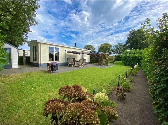 Te Koop - Chalet aan zee / Cadzand-bad / Zeeland, Caravans en Kamperen, Ophalen, Gebruikt