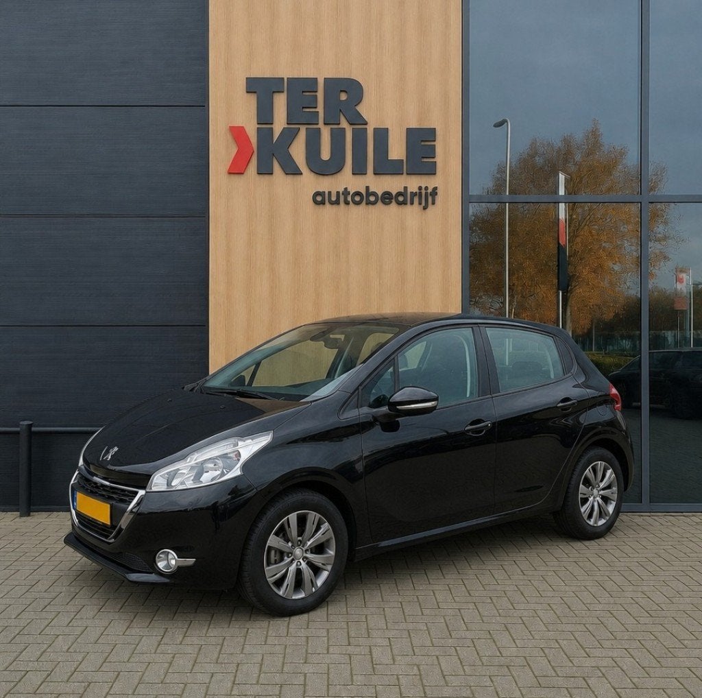 Peugeot 208 1.2 E-VTI ENVY 2014 Full pack!, Auto's, Peugeot, Voorwielaandrijving, Euro 5, Gebruikt, 31 €/maand
