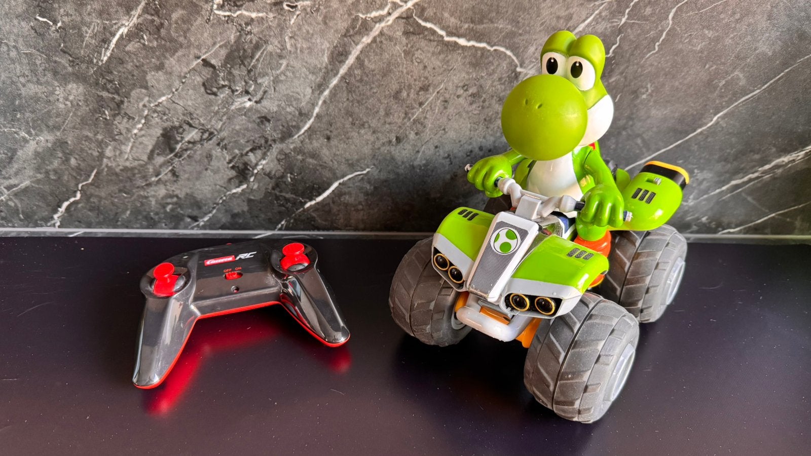 Carrera RC Yoshi Mario afstandbestuurbare auto, Ophalen, Zo goed als nieuw