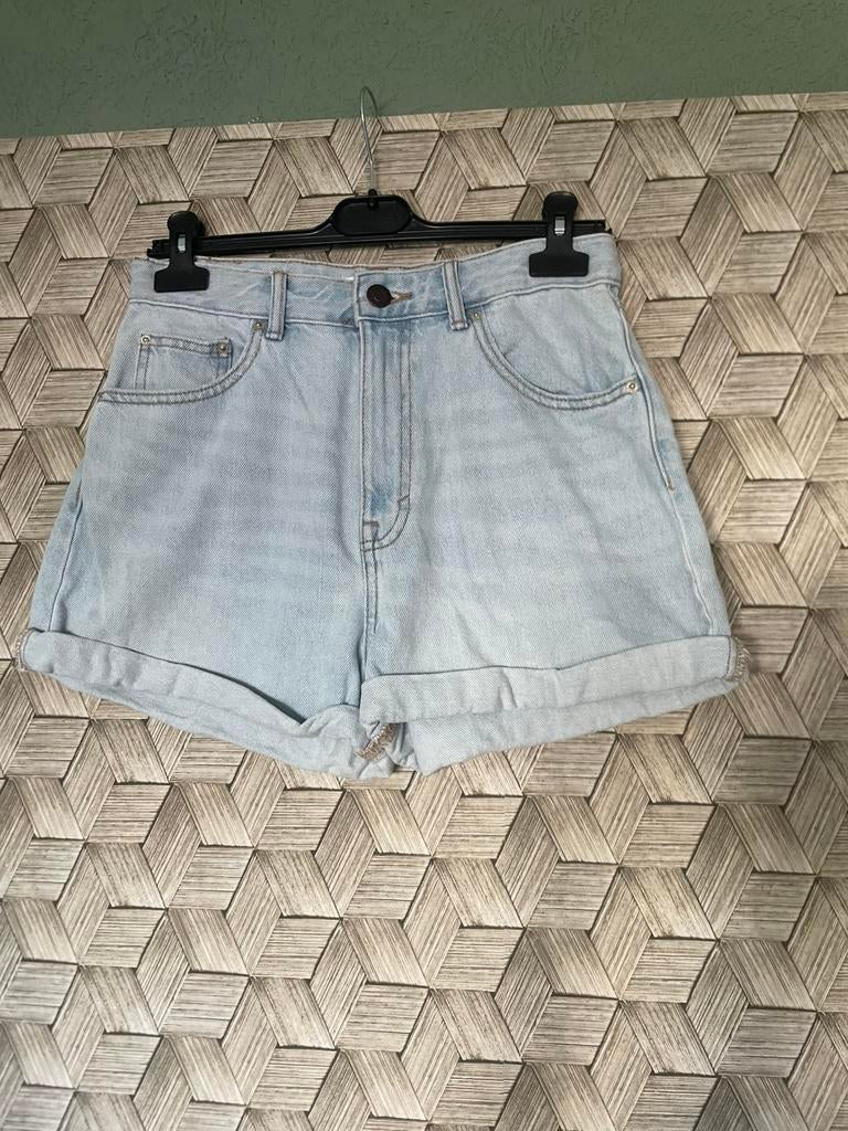 Pull&Bear, 38, Kleding | Dames, Ophalen of Verzenden, Gedragen, Blauw, W30 - W32 (confectie 38/40)