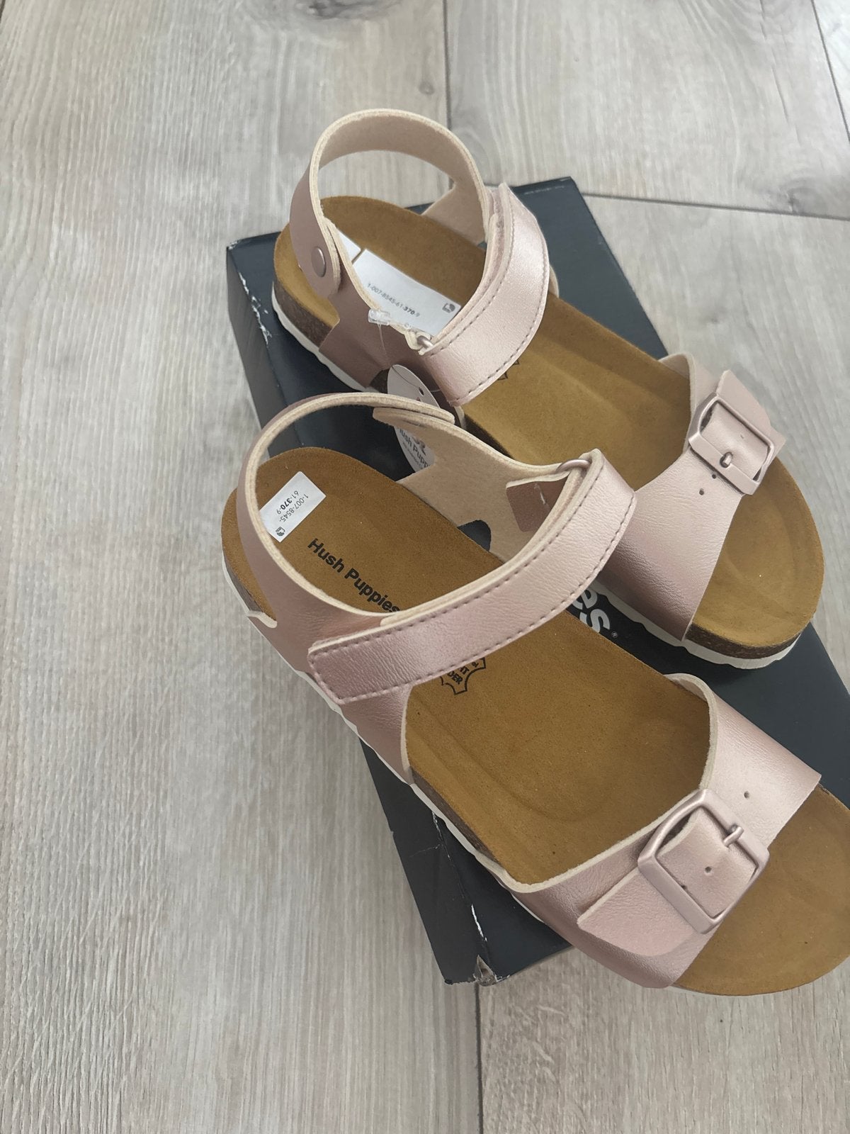 Hush Puppies sandalen maat 37 NIEUW, Ophalen of Verzenden, Nieuw, Sandalen of Muiltjes