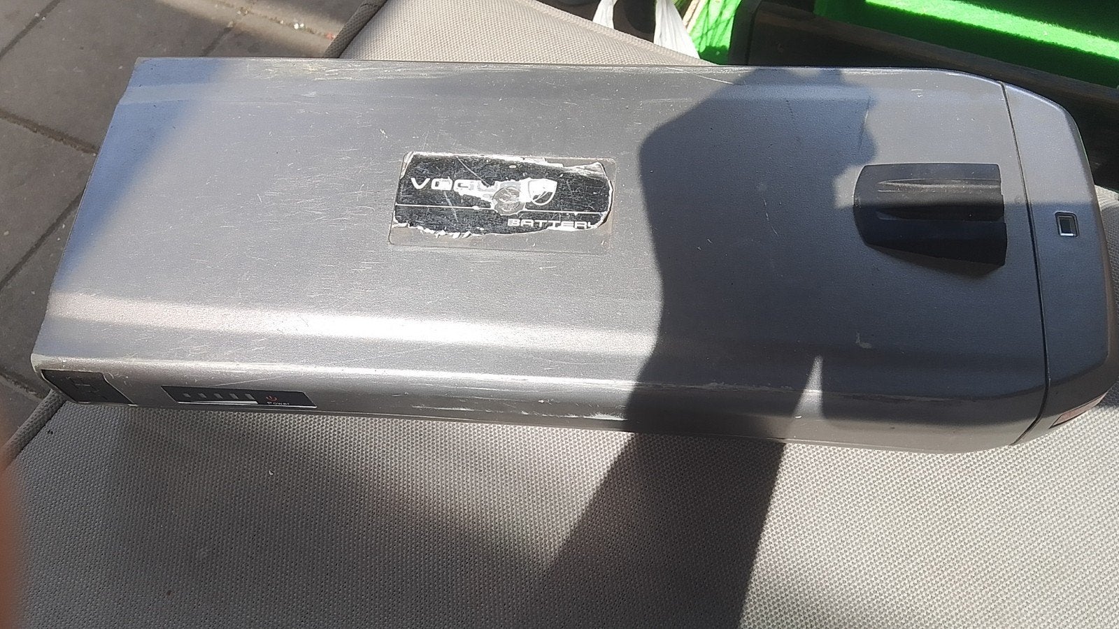 Vogue E-bike accu (6-pins) met oplader - 80 km bereik, Ophalen, Gebruikt
