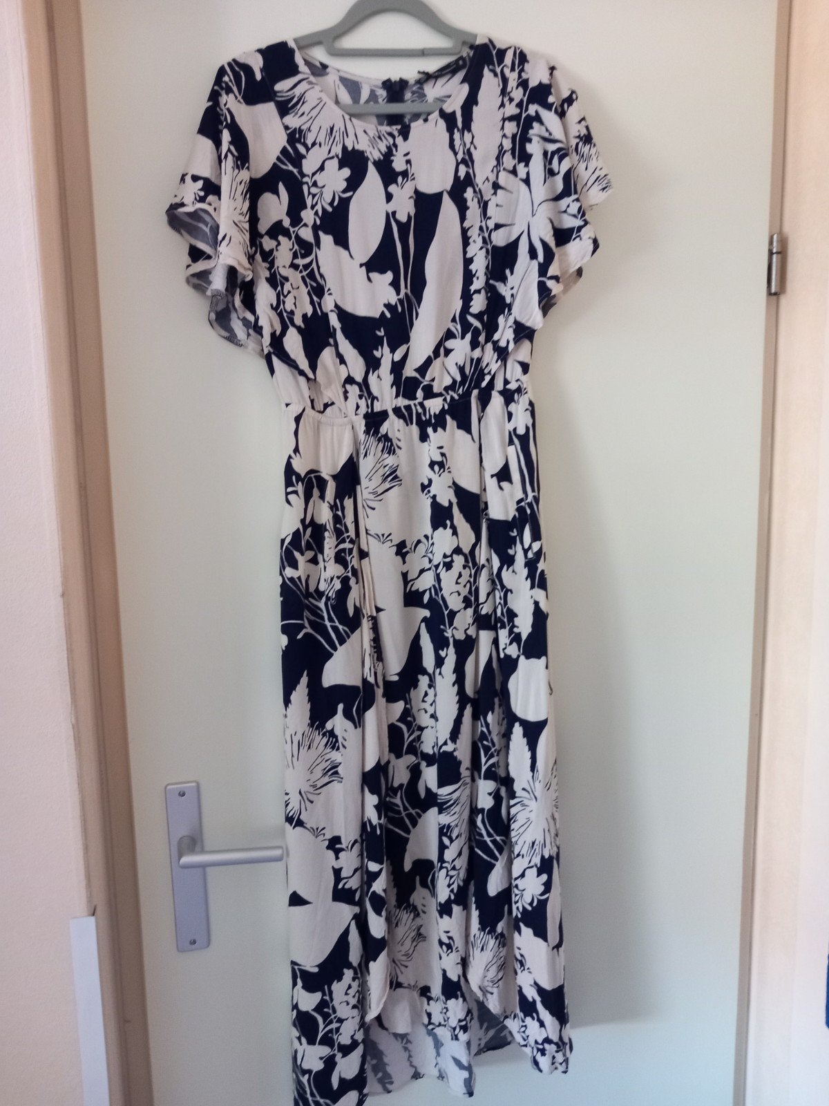 nieuwe Botanische maxi jurk van Donna Dura mtS, Blauw, Nieuw, Ophalen of Verzenden, Maat 36 (S)