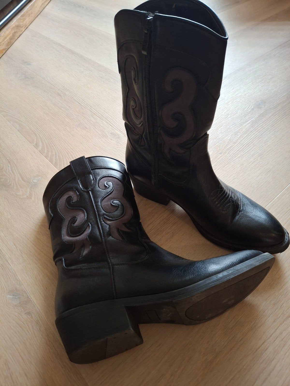 Zwarte cowboylaarzen maat 39, Ophalen, Zwart, Lage of Enkellaarzen, Zo goed als nieuw