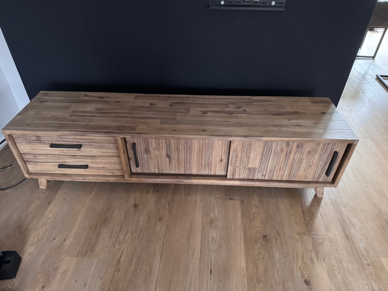 Tv meubel acaciahout 185x45, Ophalen, 150 tot 200 cm, Zo goed als nieuw, Minder dan 100 cm