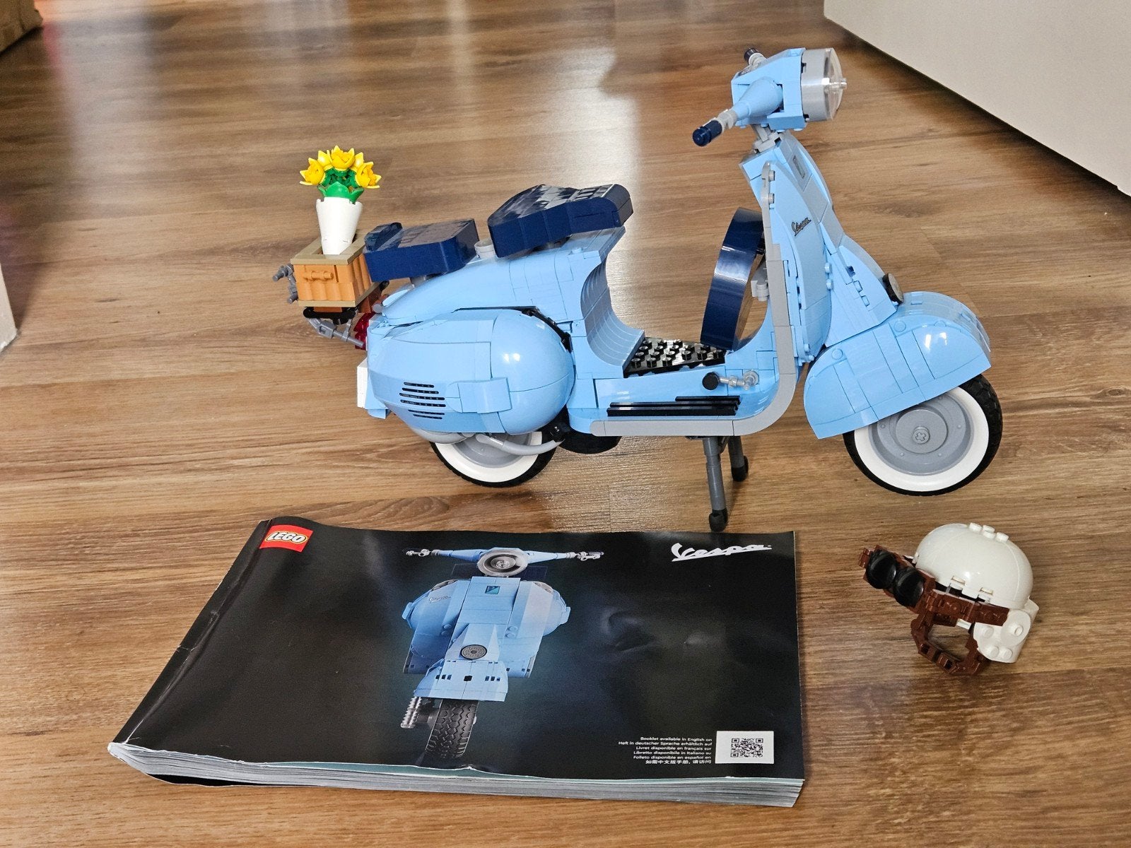 LEGO Icons Vespa 125 (10298) Zo goed als nieuw, Lego, Ophalen of Verzenden, Zo goed als nieuw, Compleet