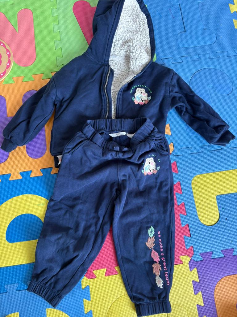 M&S Disney Frozen Trainingspak Maat 3-4 Jaar, Ophalen, Gebruikt, Meisje