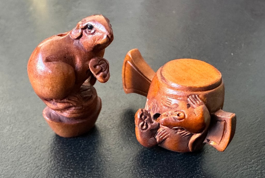 2 Ojimes in buxushout van muizen Japan, Antiek en Kunst, Bruin, 3 cm, Ophalen of Verzenden, Japan