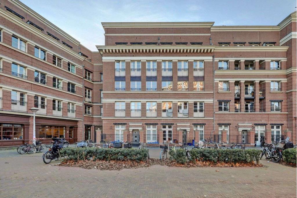 Ruim appartement te huur: Amsterdam, Piri Reisplein, 85 m², Direct bij eigenaar, 3 kamers, Appartement