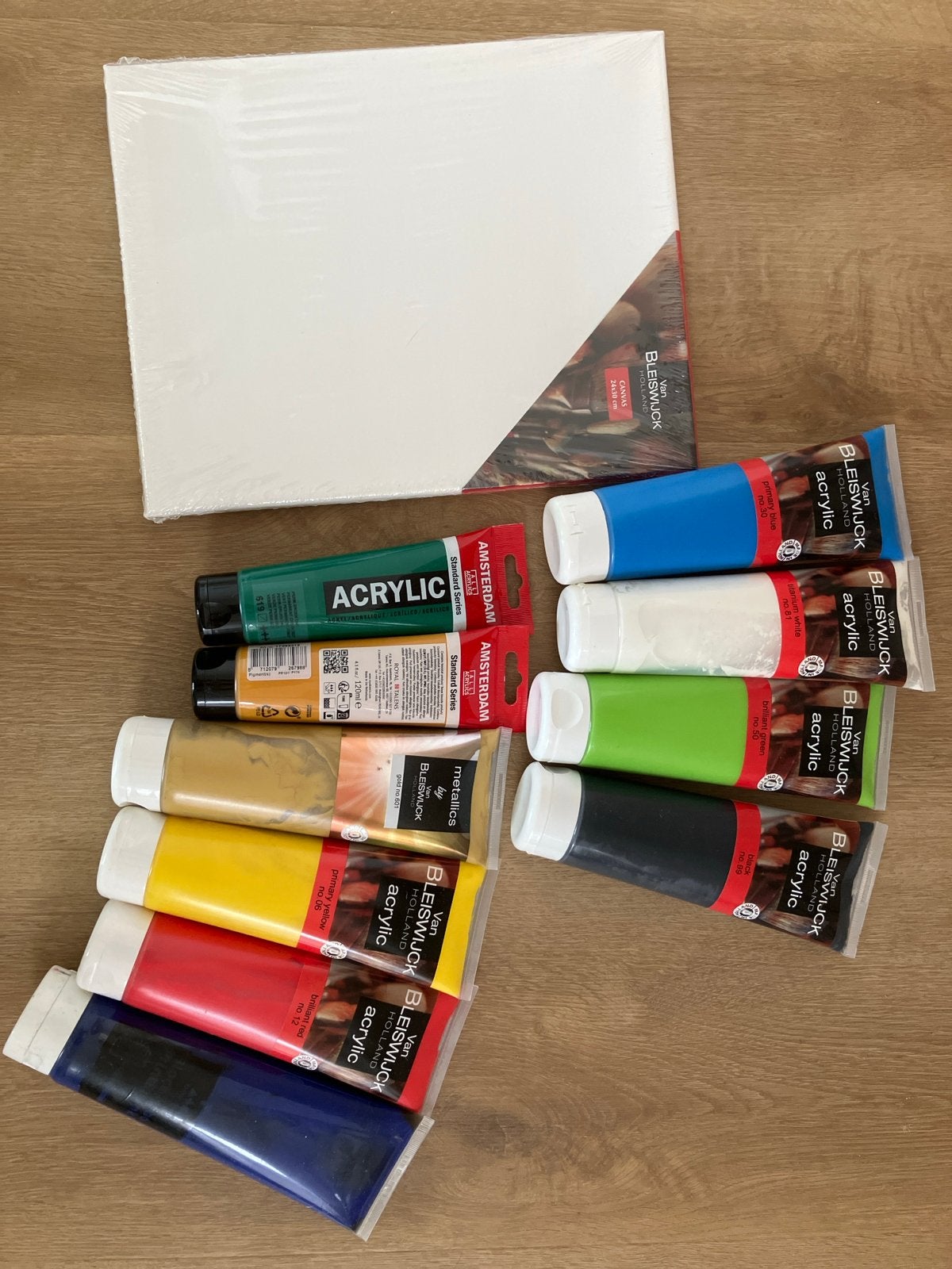 Acrylverf set met doek - Gebruikt, Ophalen, Gebruikt, Acrylverf