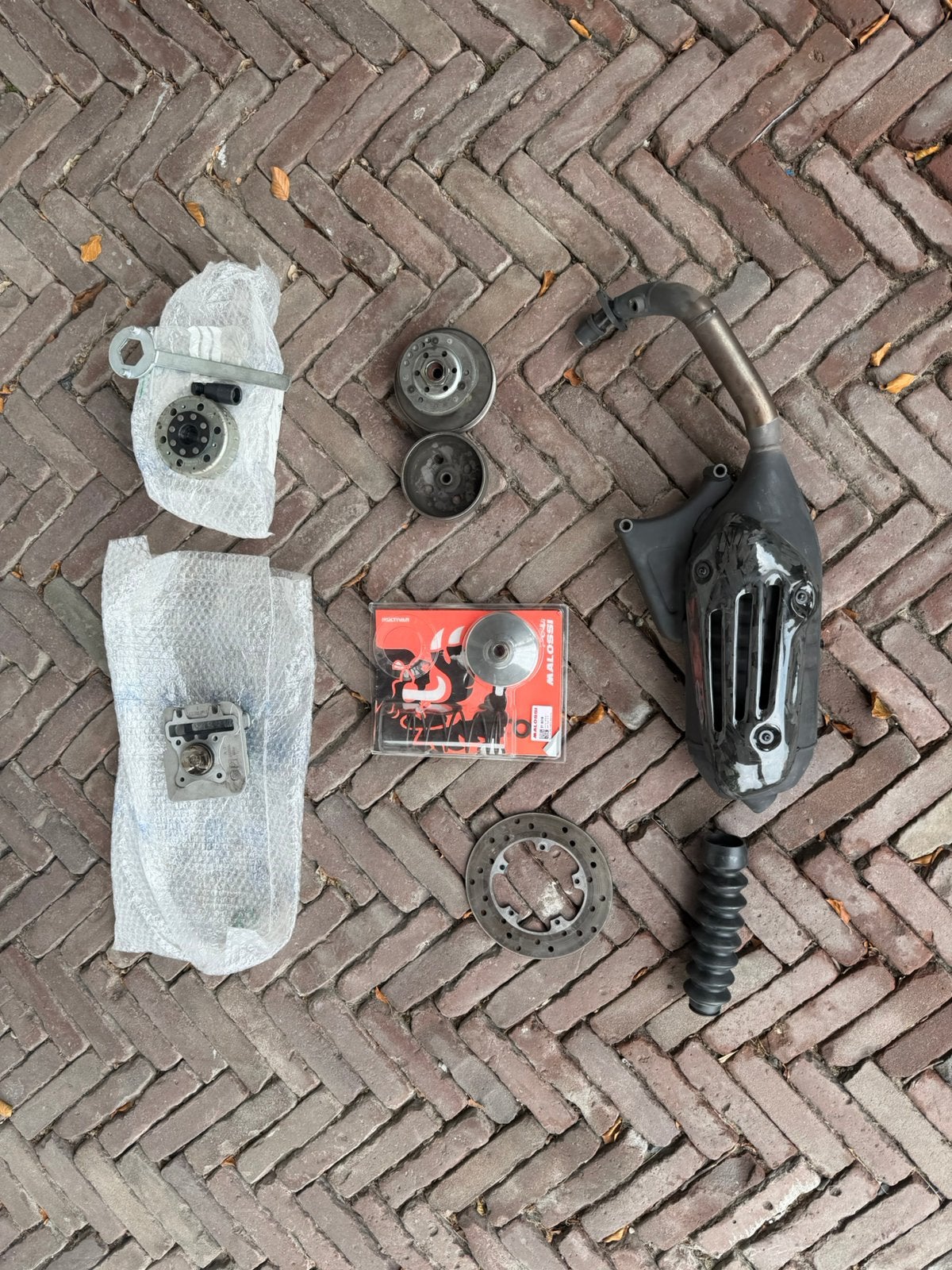 Orginele vespa sprint e5 onderdelen, Motoren, Ophalen