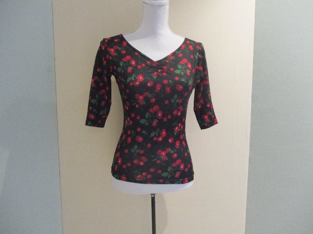 Heart Breaker top maat XS (made in USA)., Overige kleuren, Verzenden, Zo goed als nieuw, Lange mouw