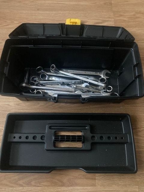 Hubo gereedschap koffer met sleutels, Ophalen of Verzenden, Gevuld, Zo goed als nieuw