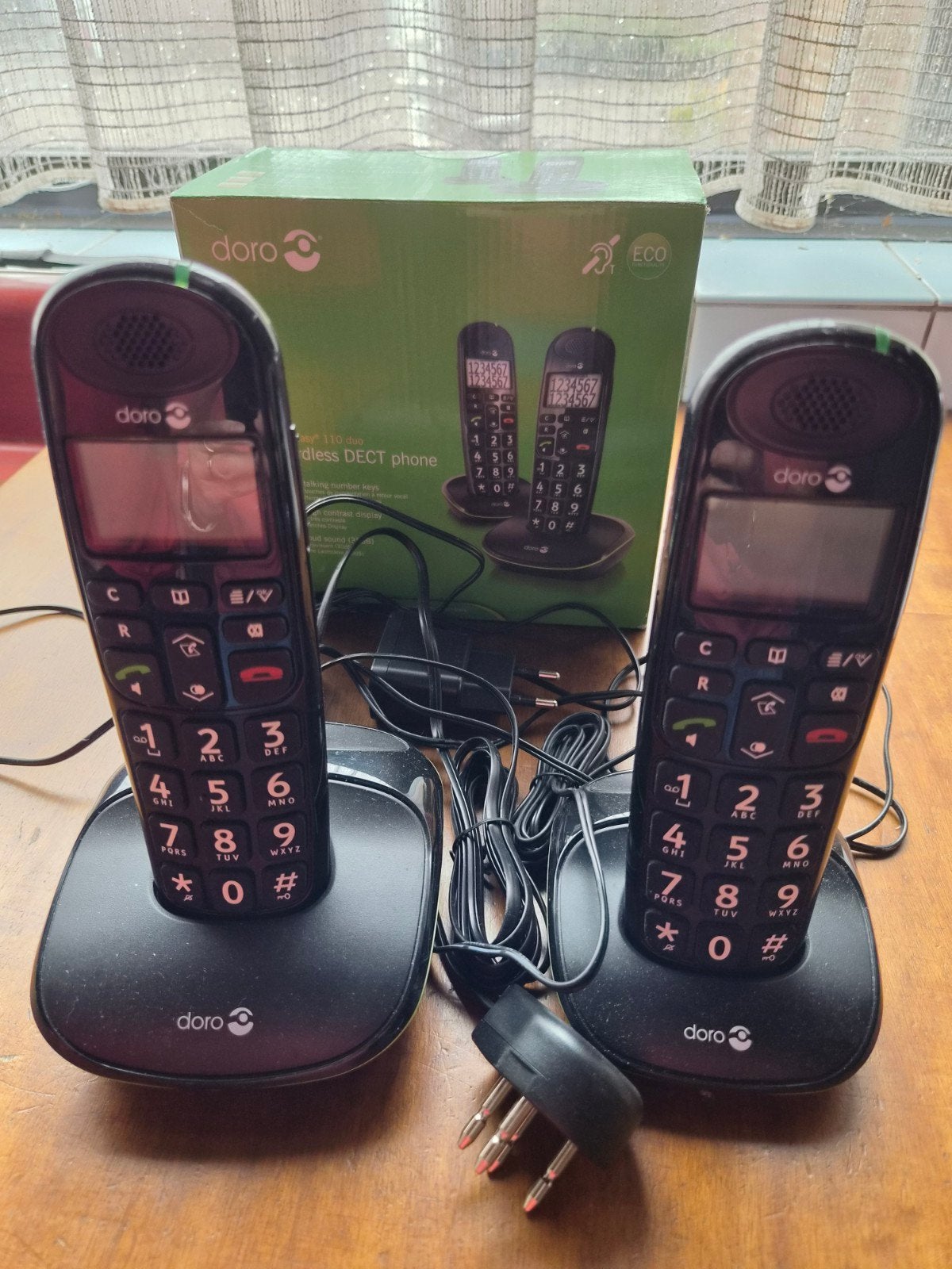 Doro PhoneEasy 110 Duo draadloze DECT seniorentelefoon, Ophalen of Verzenden, Zo goed als nieuw, 2 handsets