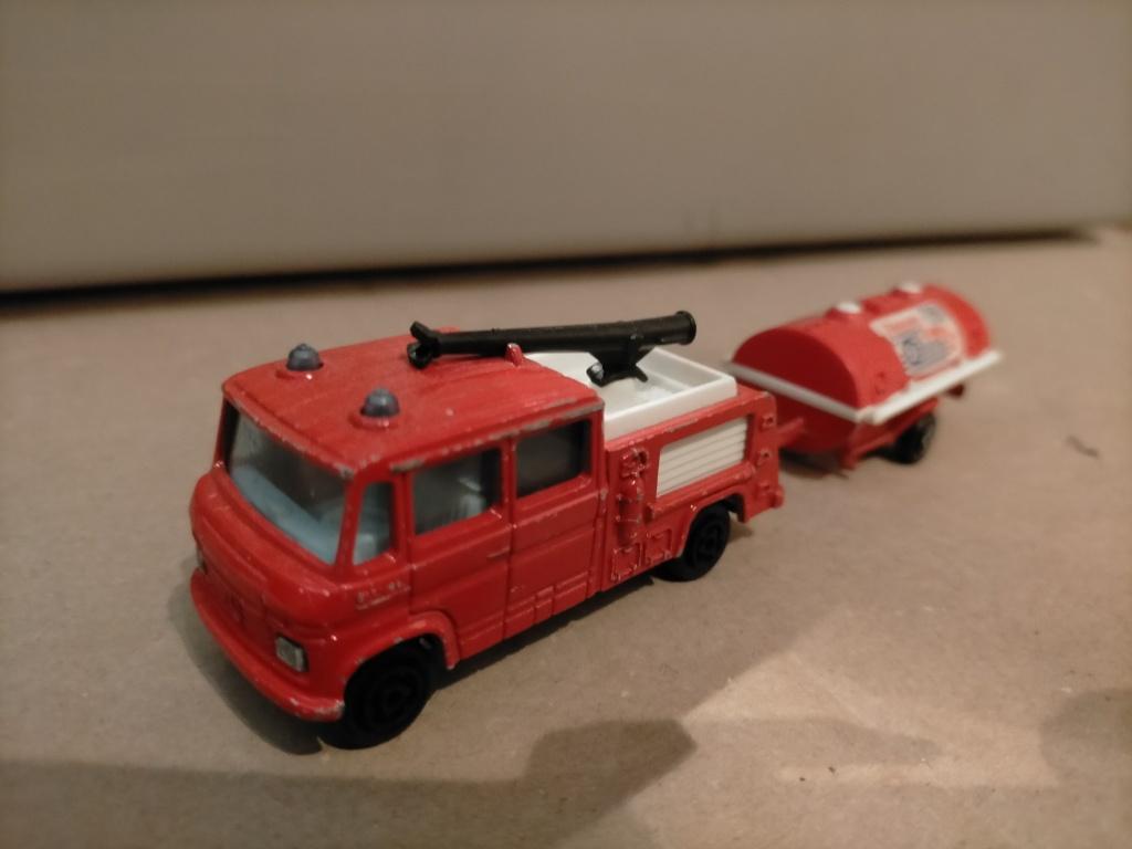 Majorette Pompier aeroport, Ophalen of Verzenden, Majorette