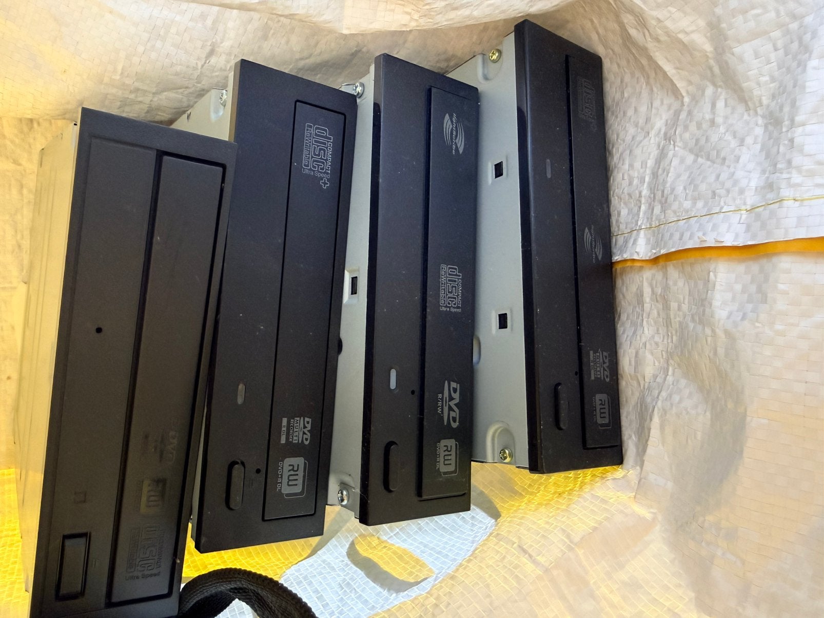DVD Writer SH-224 en andere - Interne DVD-brander, Intern, Gebruikt, Ophalen of Verzenden, Windows