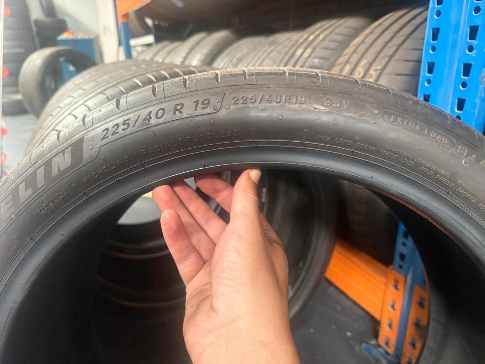 4x 225 40 19 93V XL Michelin E Primacy * NIEUW DOT3325, 19 inch, Nieuw, Ophalen of Verzenden, Band(en)